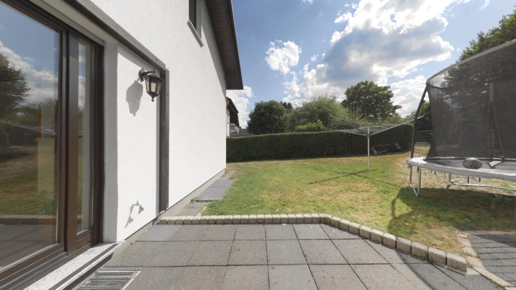 Terrasse und Garten