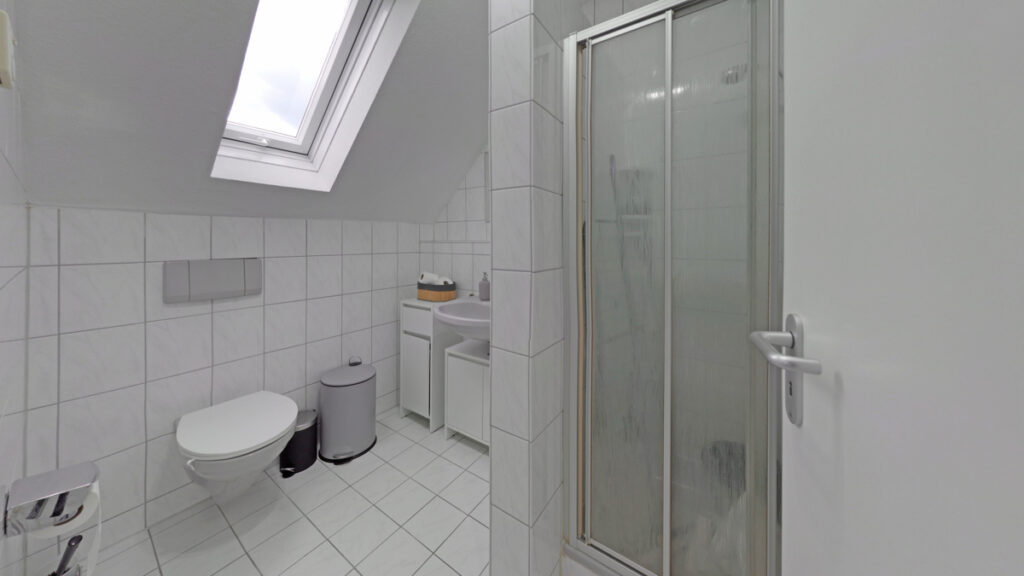 10_Badezimmer_Dachgeschoss
