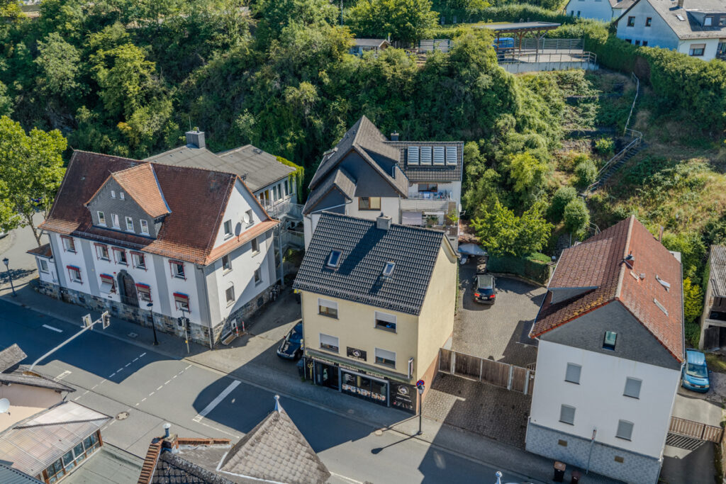 Straßenansicht